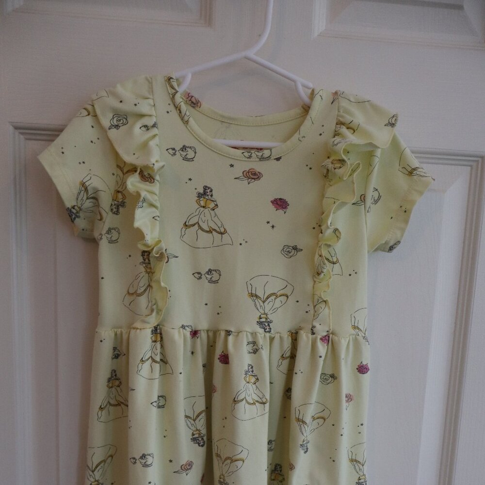 Yellow knit Princess Belle girls dress size 5T